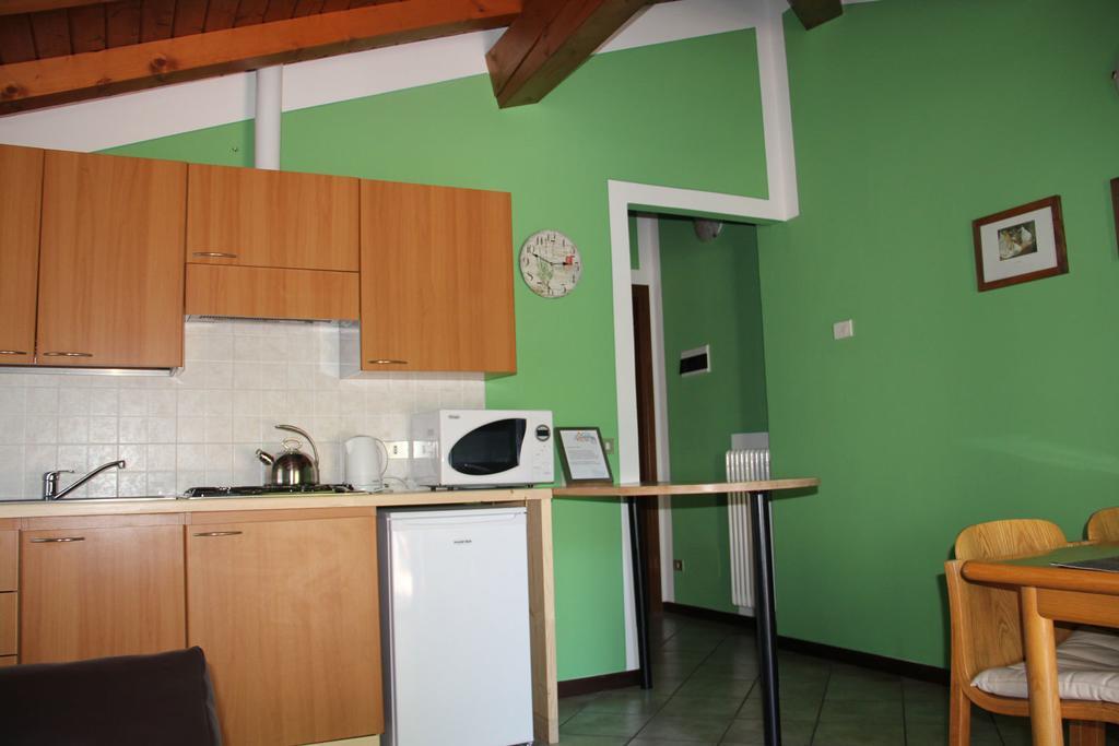Veranda Beach Apartment Pianello Del Lario Quarto foto